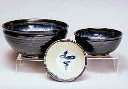 black bowls